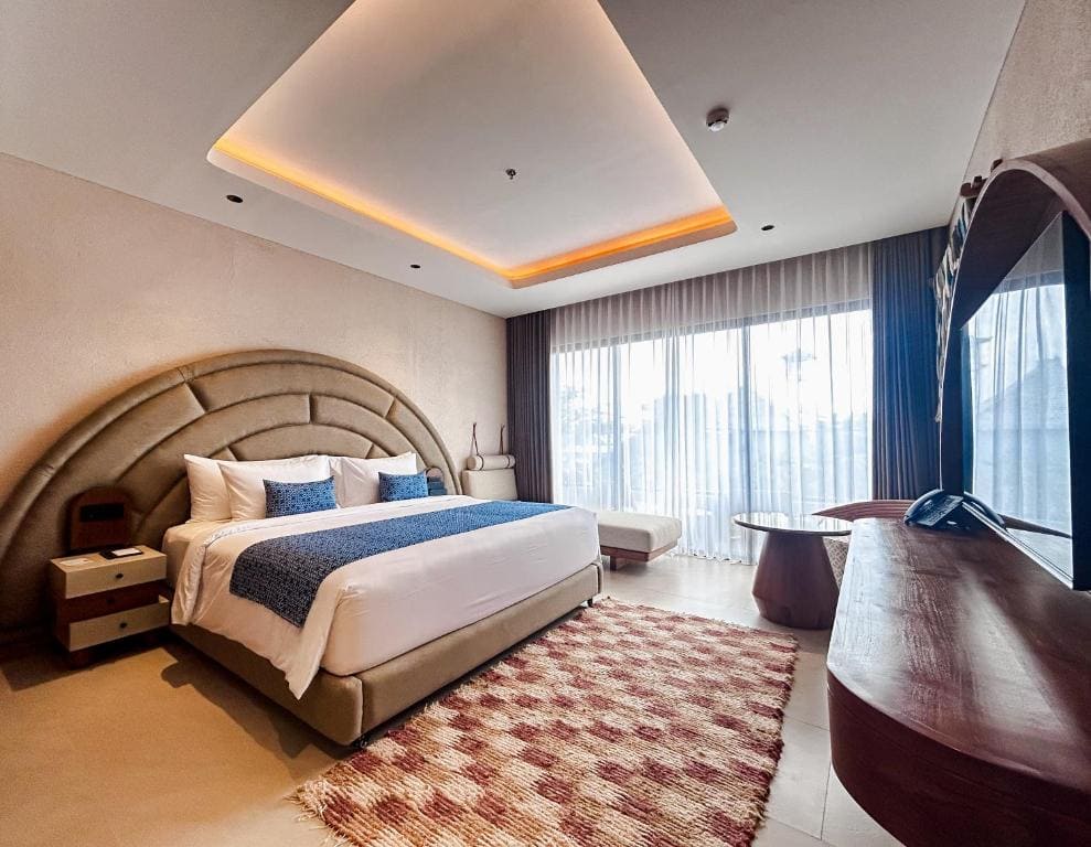Premier Room